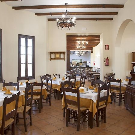 Hotel Puerta De La Sierra Пуэрто-Серрано Экстерьер фото