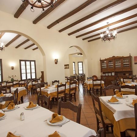 Hotel Puerta De La Sierra Пуэрто-Серрано Экстерьер фото