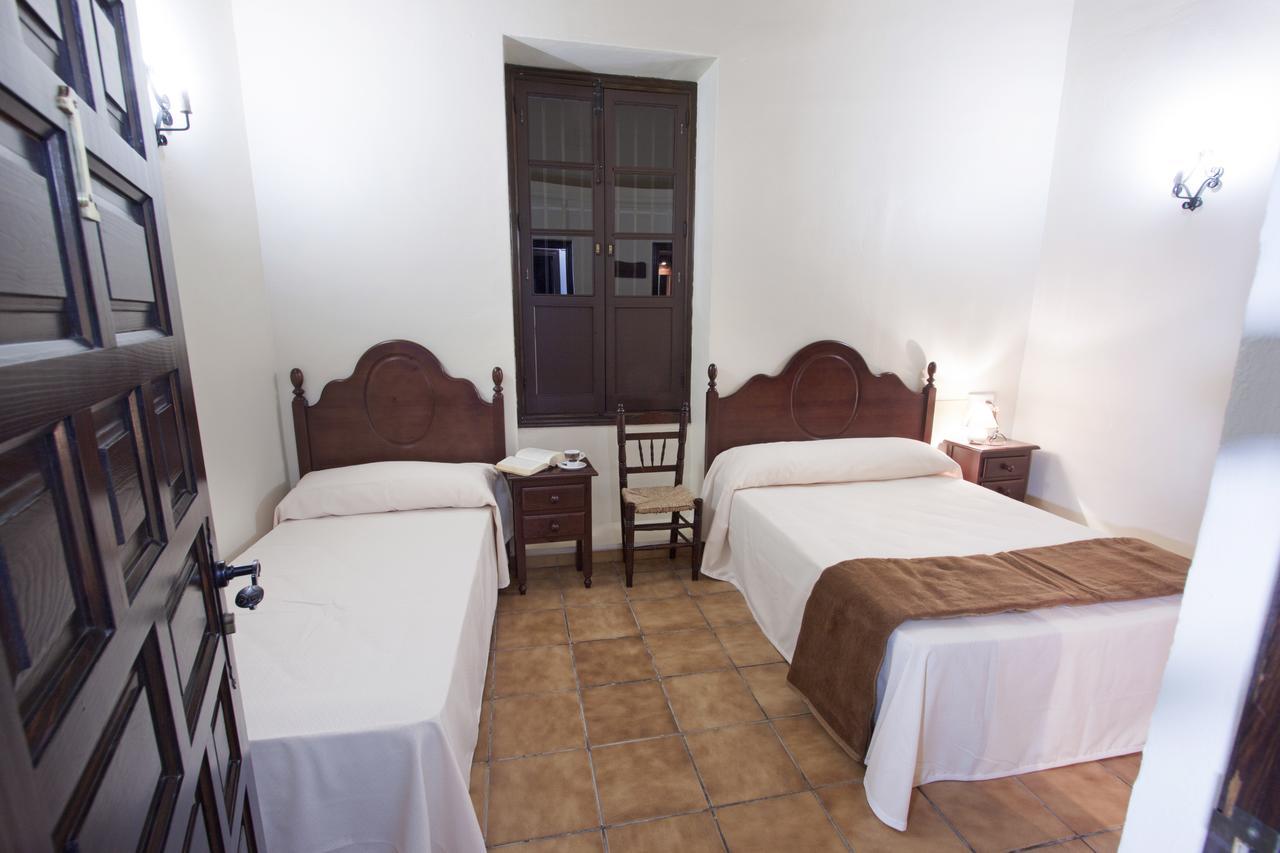 Hotel Puerta De La Sierra Пуэрто-Серрано Экстерьер фото